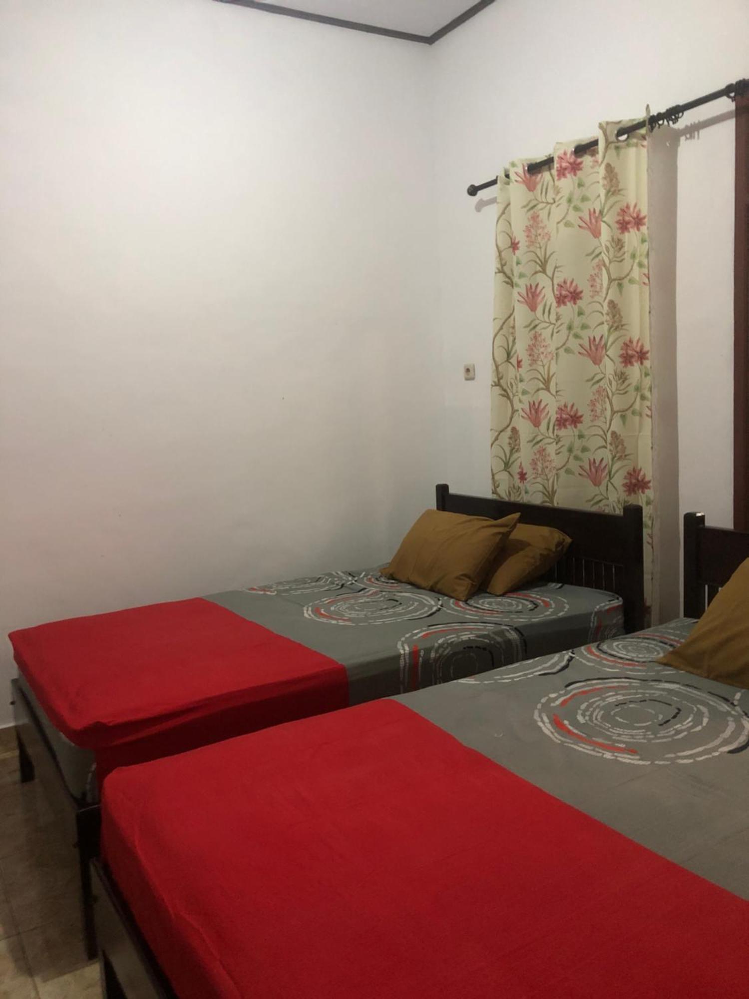 Pili Pili Homestay 6 Легіан Екстер'єр фото